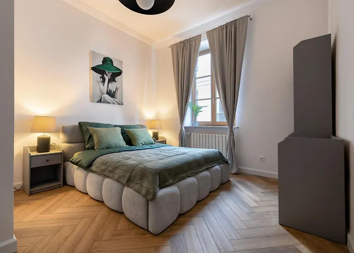 Emerald House Old Town Appartement